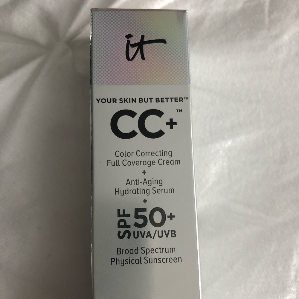 It Cosmetics foundation